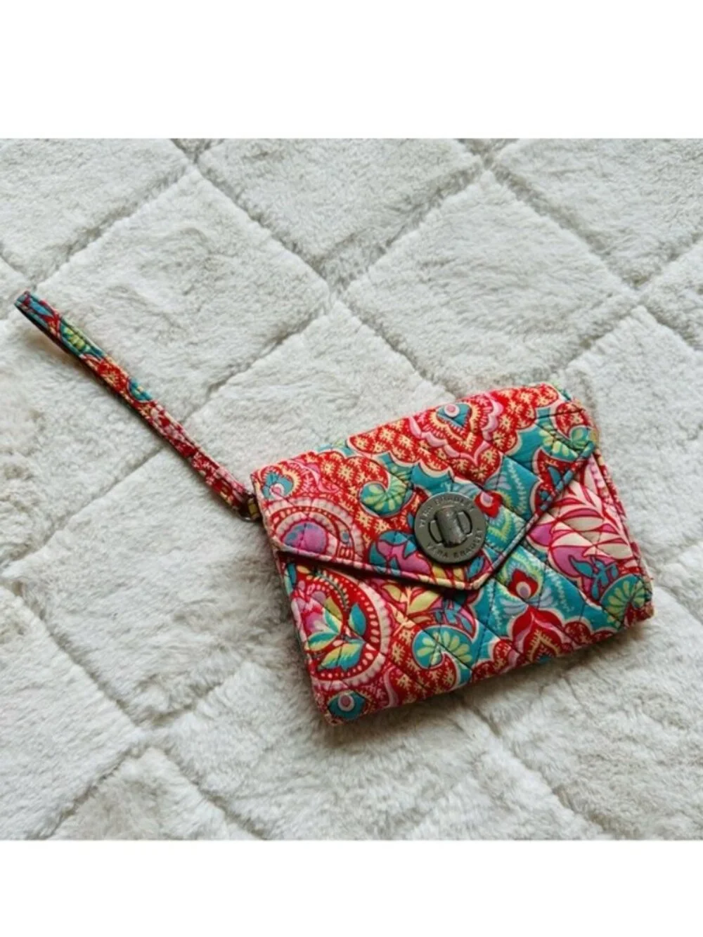 Vera Bradley | Paisley In Paradise | Your Turn Smartphone Wristlet